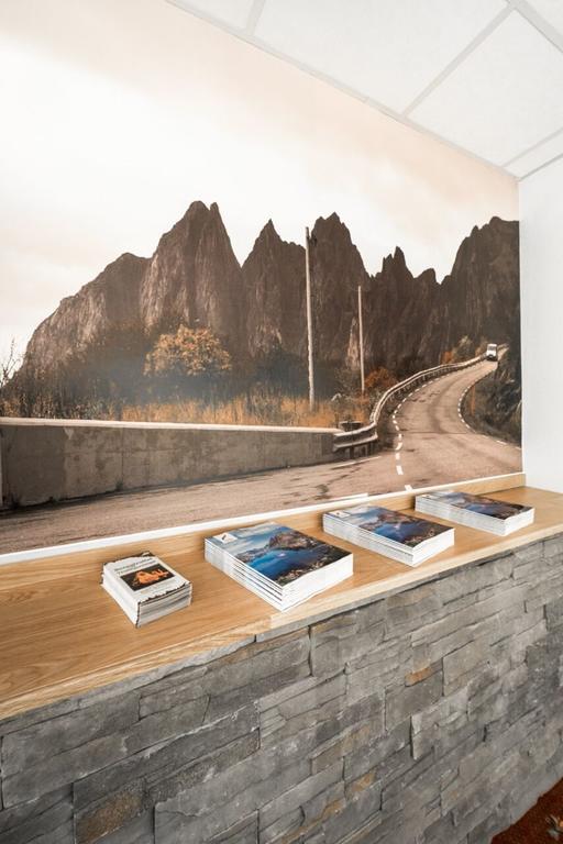 Senja Hotell Finnsnes Exterior foto
